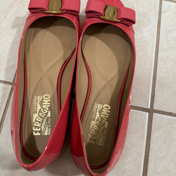 Ferragamo shoes - Picture 4 of 13